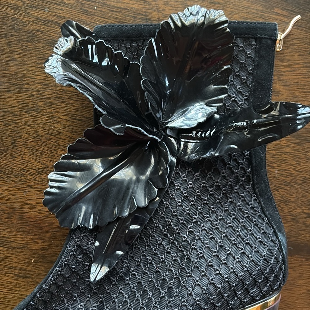 CECELIA NEW YORK “Bloom” bootie - Picture 2 of 11